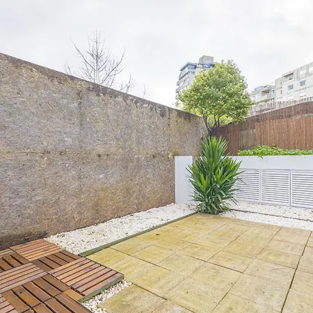 Apartment Marilia's Garden *